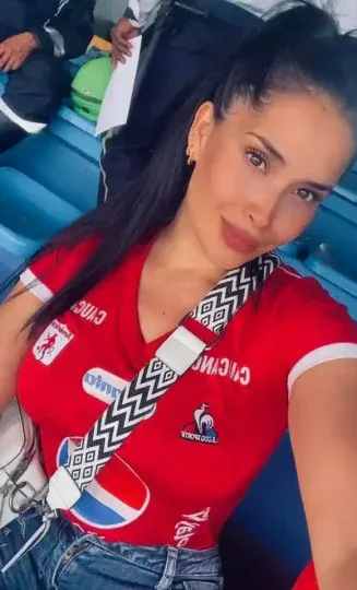Morena en estadio Morena en estadio
